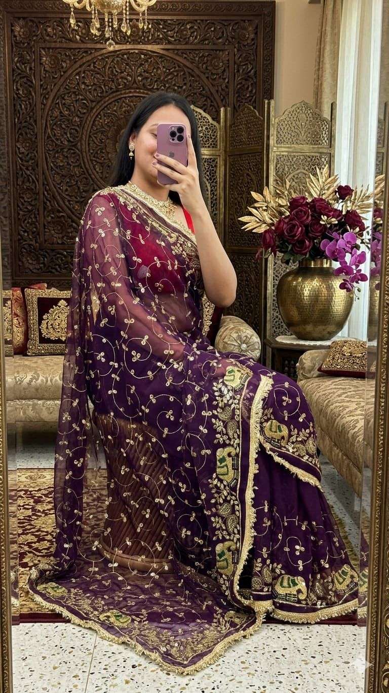 Hathi Jaal Vintage Aari Taari Georgette Saree