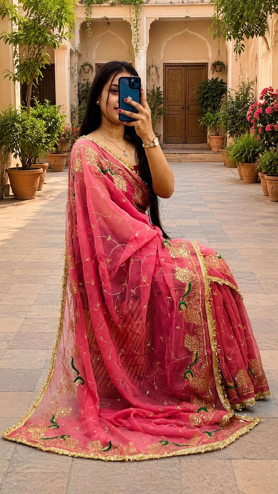 Elegant Georgette Jaal Aari Taari Work Saree Set