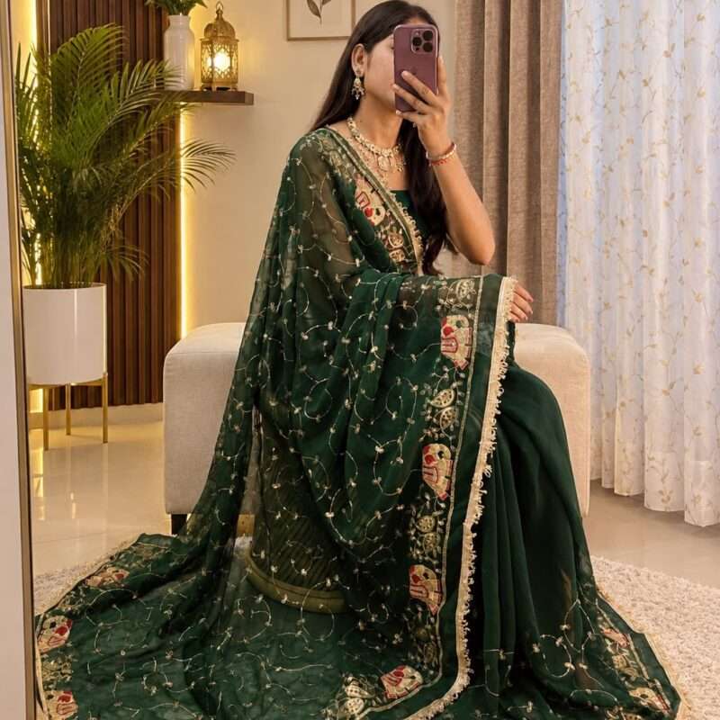 Hathi Jaal Vintage Aari Taari Georgette Saree